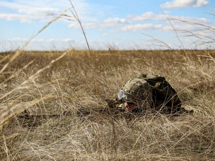 Бойовики на Донбасі мінували і скидали гранати на позиції ЗСУ