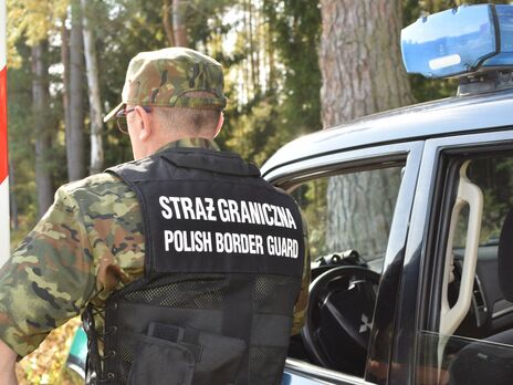 У Білорусі звинуватили Польщу у спробі витіснення групи мігрантів. Польські прикордонники заявили про 259 випадків незаконного перетину кордону