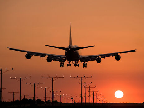 Канада разрешает прямые рейсы из Индии, запрещенные в апреле