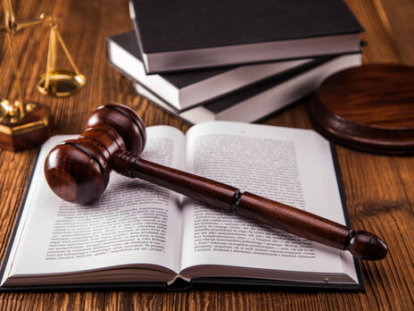 У Києві судитимуть 13 обвинувачених у викраденні автомобілів зі штрафмайданчиків – Офіс генпрокурора