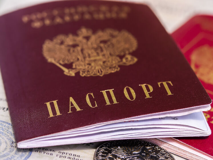 Російський паспорт 2021 року отримало пів мільйона іноземців, половина – з України – МВС РФ