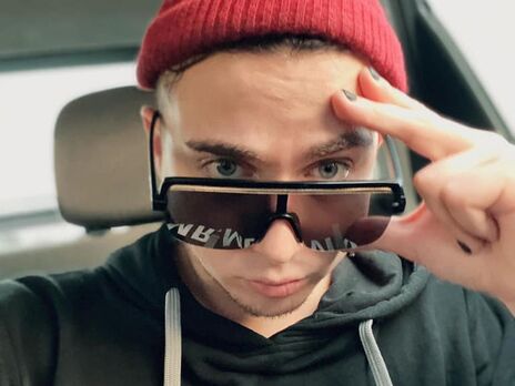 Совершивший каминг-аут Melovin обвинил украинский канал в предвзятом к себе отношении 