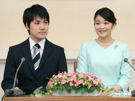 Японська принцеса оголосила дату весілля зі своїм коханим, через якого відмовилася від титулу