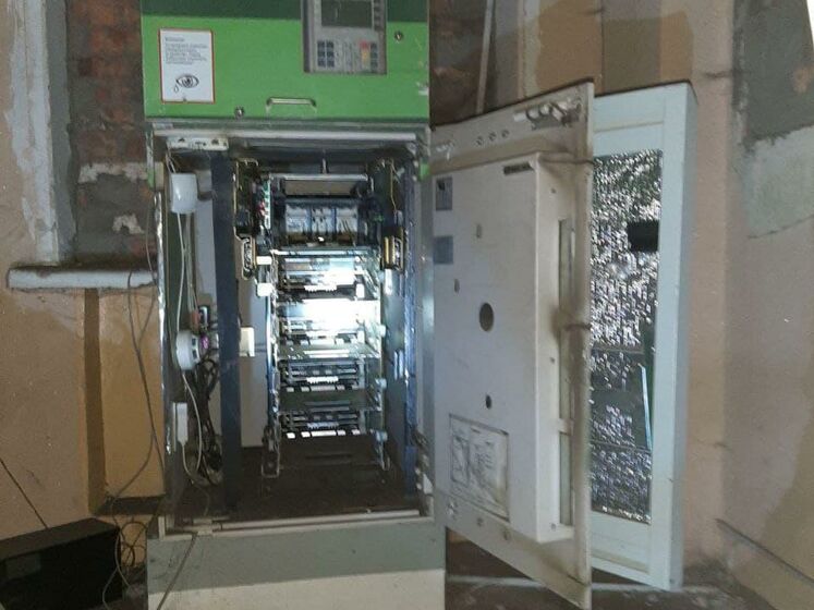 В Черкасской области обокрали банкомат, разобрав стену – полиция
