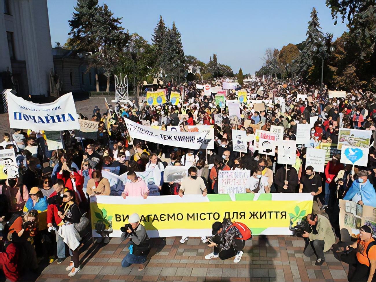 “We are not heard separately.”  The “March for Kiev” took place in the capital of Ukraine.  Klitschko commented