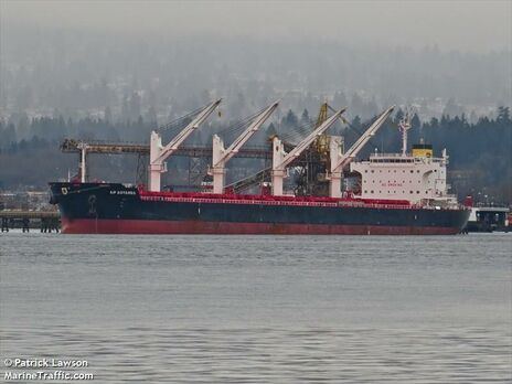 В порту Бангладеша на сухогрузе умерли двое моряков из Украины