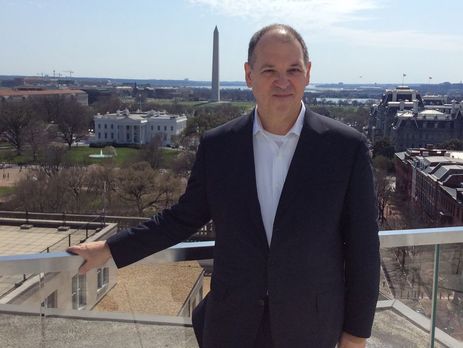 Эксперт Atlantic Council: 30% избирателей в США уже проголосовали, Клинтон побеждает