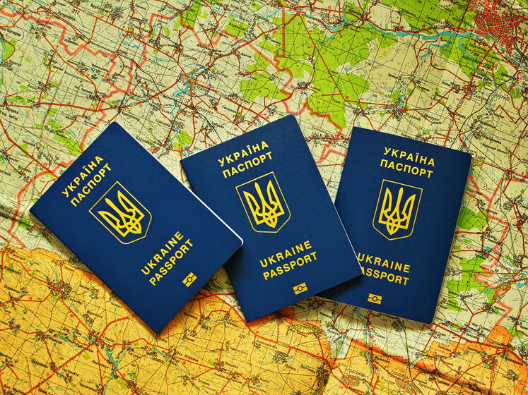 В Евросоюзе подтвердили, что не рассматривают отмену безвиза для Украины