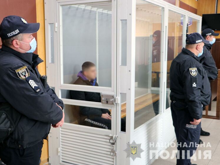 Суд в Чернигове арестовал подозреваемых в убийстве полицейского