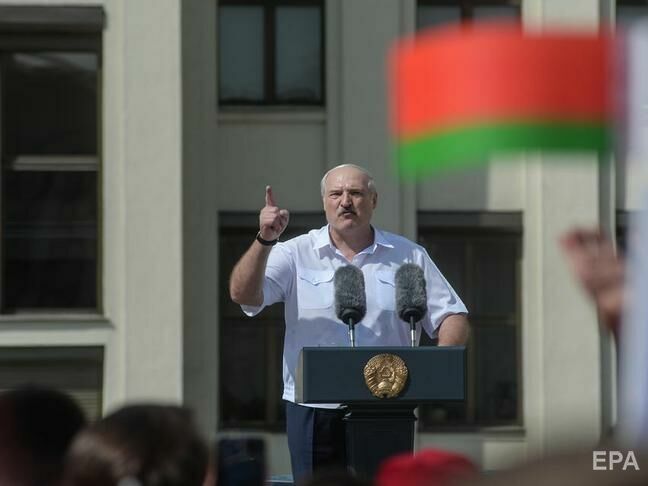 Європарламент планує ініціювати судовий процес проти Лукашенка