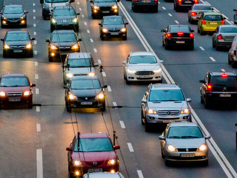 ГБР разоблачило руководство таможенного поста в Одессе в системных взятках за растаможку иностранных автомобилей