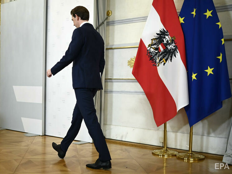 В отставку подал канцлер Австрии, он фигурирует в деле о коррупции
