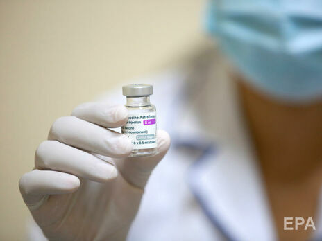 Людям с ослабленным иммунитетом предложат дополнительную дозу одной из одобренных ВОЗ вакцин