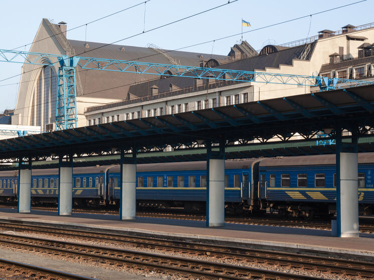 На низці залізничних вокзалів України розгорнуто лабораторії для експрестестування на COVID-19