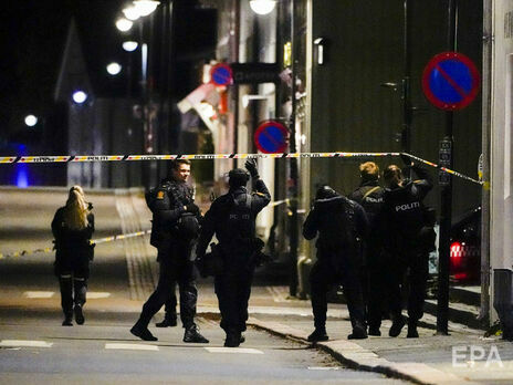 Полиция Норвегии связывает с терроризмом нападение вооруженного луком мужчины