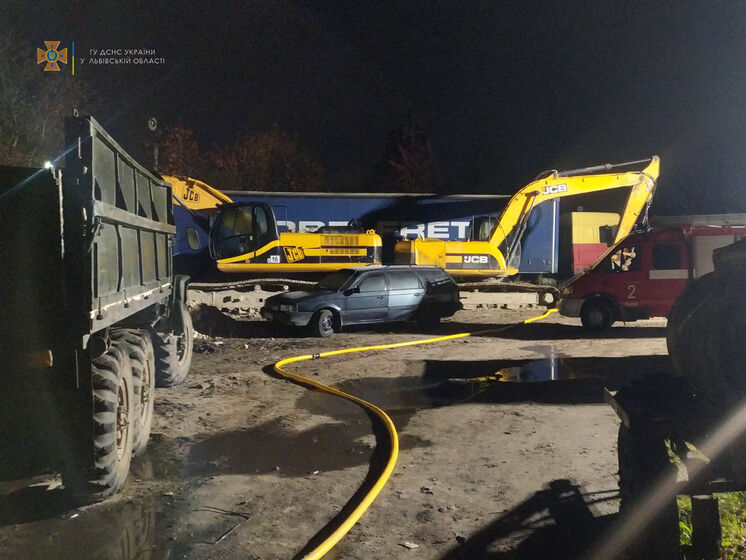 Унаслідок пожежі в металевому вагоні у Львові загинуло троє людей – ДСНС