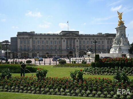 Букингемский дворец открыл вакансию уборщика. Ему обещают зарплату до $31 тыс. в год