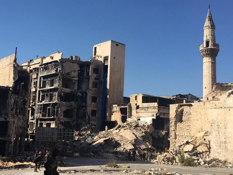 На Алеппо сбросили парашютные бомбы, 11 погибших