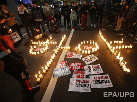 В Южной Корее выдан ордер на арест двух ближайших помощников президента