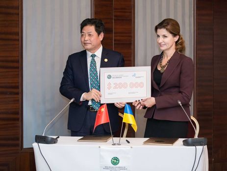 Порошенко сообщил, что Украина получит 5,2 млн грн на инклюзивное образование от Международной торговой палаты