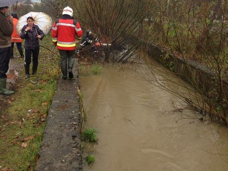 ГСЧС: Ливни в Закарпатье вызвали резкий подъем уровня воды