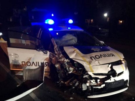 В Хмельницком столкнулись патрульное авто и такси, один погибший