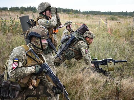 Боевики на Донбассе семь раз обстреляли позиции ВСУ