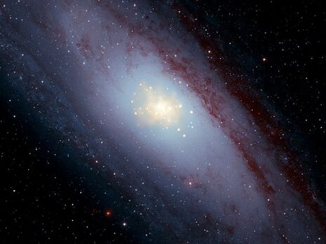 Телескоп NASA сфотографував надмасивну чорну діру
