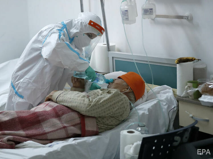 В Румынии зафиксировали рекорды количества новых случаев COVID-19 и смертей от болезни