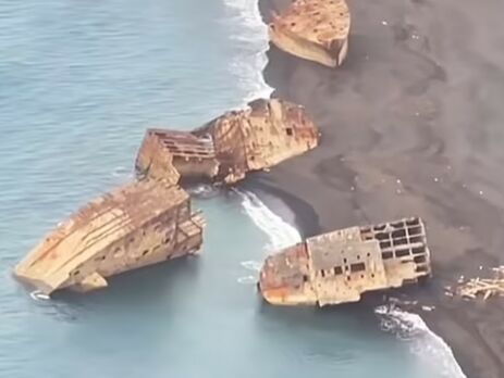 У Японии из-за извержения вулкана всплыли корабли, потопленные США во время Второй мировой войны