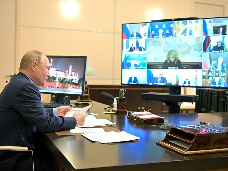 Путін оголосив у РФ неробочі дні з 30 жовтня до 7 листопада