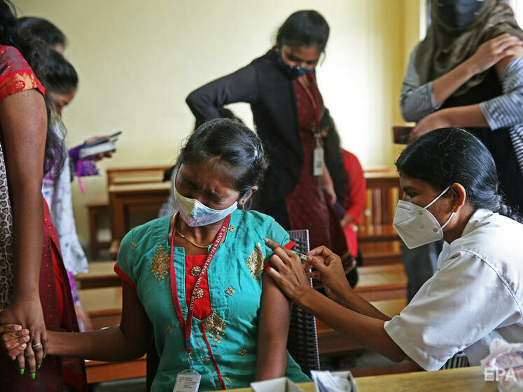 В Индии сделали 1 млрд прививок от коронавируса