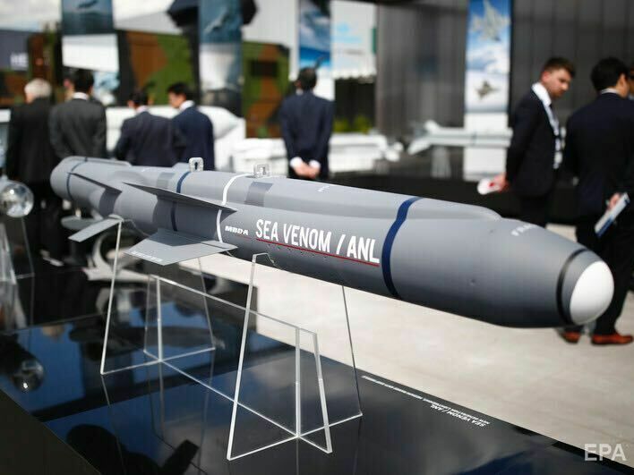 Британія та Україна вперше проводять переговори про продаж летальної зброї – The Times