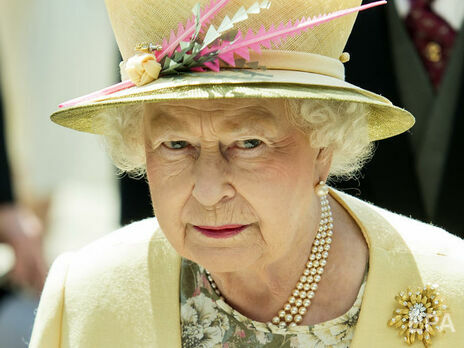 Елизавета II не смогла принять участие в двухдневной поездке в Северную Ирландию