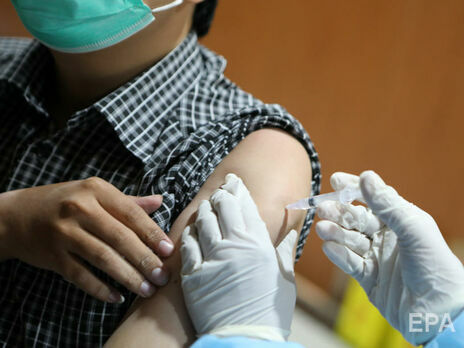 Наказ про обов'язкову вакцинацію представників окремих професій МОЗ опублікувало 7 жовтня