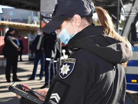 Минулого тижня в Україні відкрили понад 80 кримінальних проваджень за фактами підроблень COVID-документів