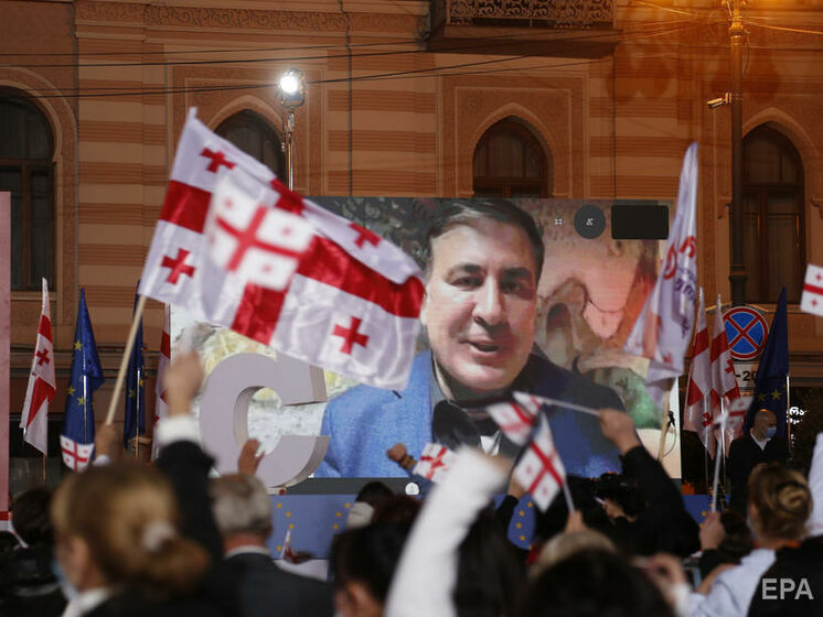 Саакашвили голодает 26-й день. Врач считает, что ситуация может стать критической, власти обещают "хорошо позаботиться о заключенном"