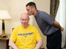 Бійки з дружиною та її зрада, стосунки з Лободою, Кузьма, Дудь, Баста, пошук у собі українства. Інтерв'ю Гордона із Бардашем. Трансляція