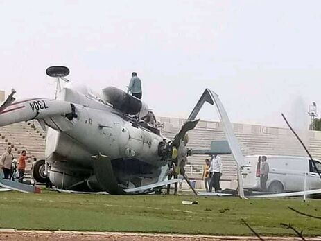 В Ливии потерпел крушение вертолет с $8,8 млн на борту, есть пострадавшие – СМИ