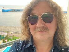 "Разница в возрасте у нас 18". 61-летний Игорь Николаев показал проживающую в США 43-летнюю дочь