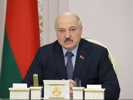 Лукашенко (на фото) хоче "заманити ЄС у пастку", зазначив Бон