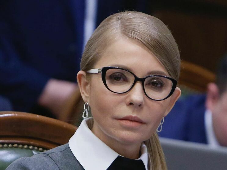 Тимошенко розповіла, що її друг дитинства тяжко захворів на COVID-19