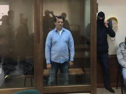 Фейгин: Сущенко в СИЗО начал читать российские газеты