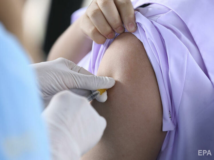 В мире сделали более 7 млрд прививок от COVID-19 – данные Bloomberg