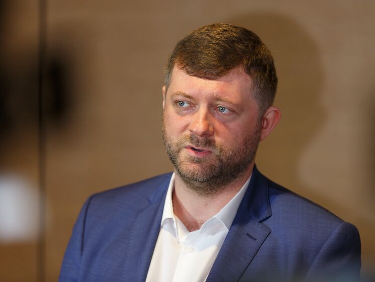 Корнієнко заявив, що Офіс президента не погоджує гостей телеефірів, але є "координація" за участю ОП