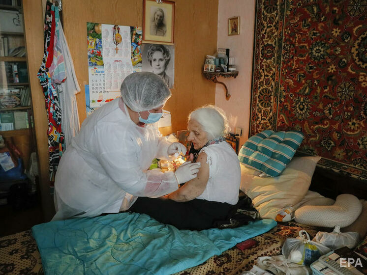 В октябре в Украине сделали более 4,9 млн прививок от COVID-19. Это месячный рекорд – Минздрав
