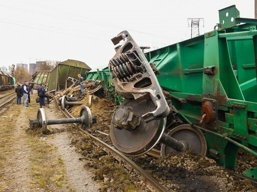 Обновление подвижного состава сохранит украинское вагоностроение и уменьшит аварийность на железной дороге – СМИ