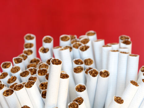 Черный рынок сигарет вырос на 18% за год и привел к потерям бюджета на 14 млрд грн – 