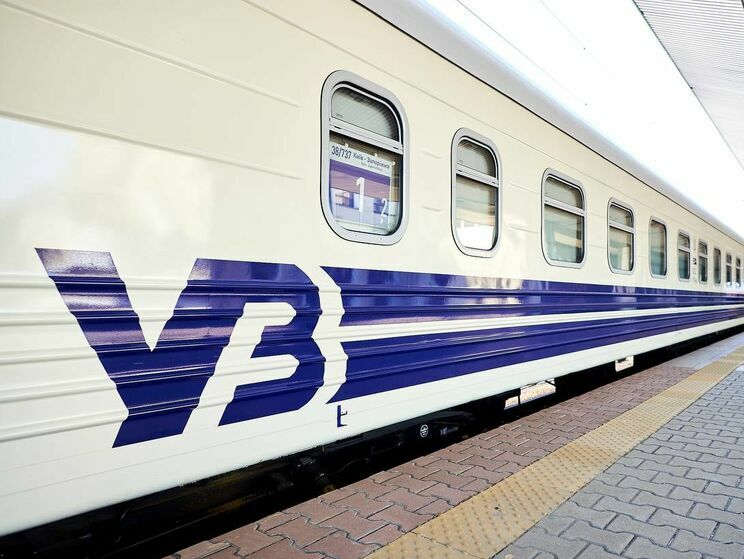 Кубраков: "Укрзалізниця" передаст пассажирские перевозки в управление Deutsche Bahn с 2022 года