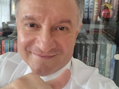 Аваков – Офісу президента: Зазвичай концентрація розумних людей викликає переляк лише у слабаків або дурнів. Ви з яких будете?